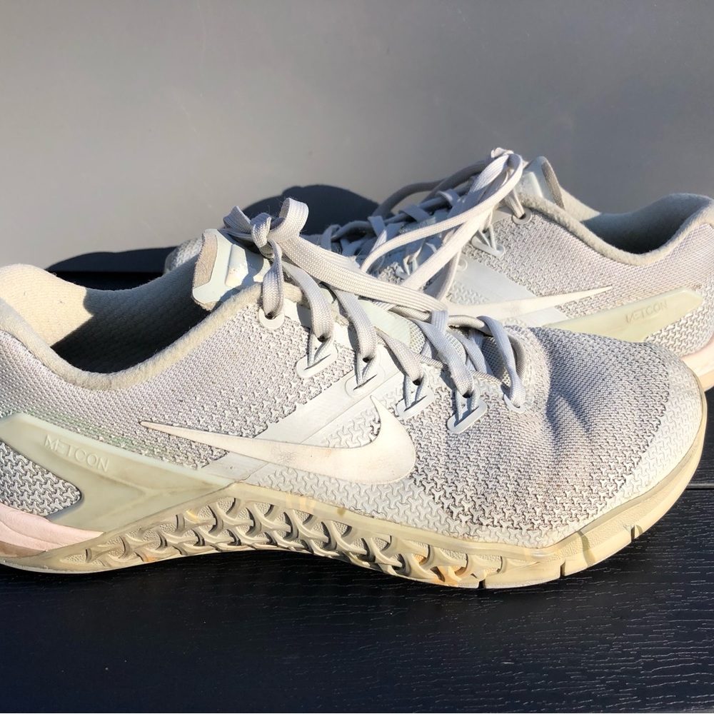 Women’s Nike Metcon 4 - size 7.5